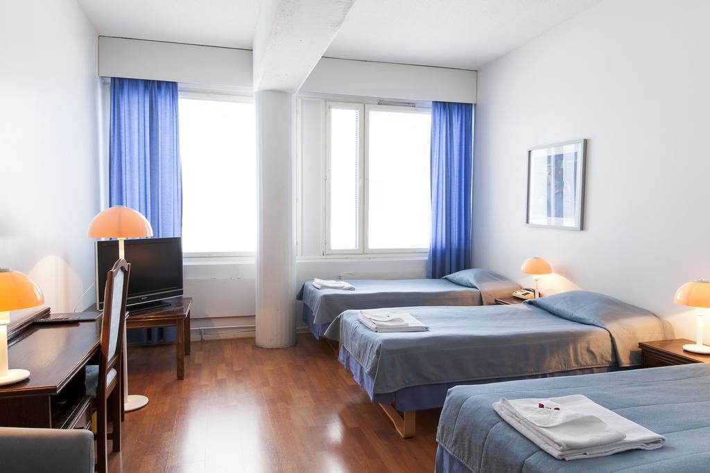 Aadankosio Hotel Joensuu Eksteriør billede